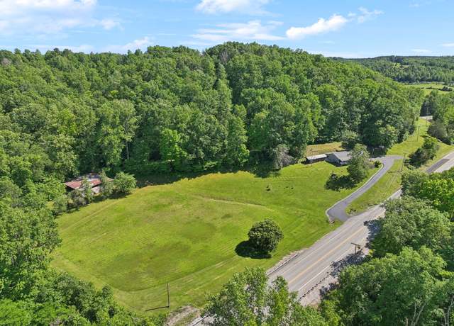 Property at 1540 Centerville Hwy, Hohenwald, TN 38462, 2 beds, 2 baths
