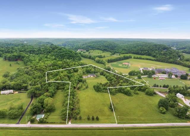 Property at 5307 Leipers Creek Rd, Franklin, TN 37064, 5 beds, 3 baths
