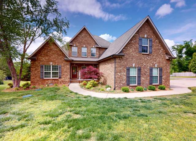Property at 804 Twin View Dr, Murfreesboro, TN 37128, 4 beds, 3 baths