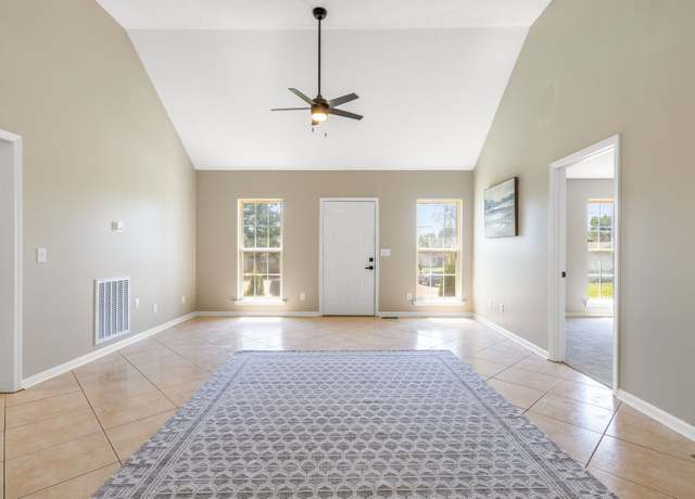 Property at 2549 Hillingdon Dr, Murfreesboro, TN 37127, 3 beds, 2 baths