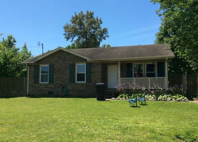 Property at 634 Inver Ln, Clarksville, TN 37042, 3 beds, 1.5 baths