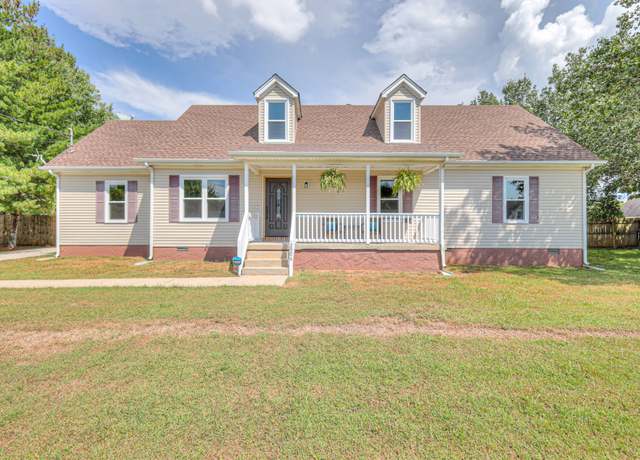 Property at 2906 Meadowhill Dr, Murfreesboro, TN 37130, 5 beds, 3 baths