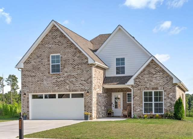 Property at 832 Brown Swiss Ct, Clarksville, TN 37043, 4 beds, 3 baths