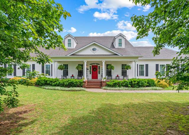 Property at 2111 Lovelace Ln, Murfreesboro, TN 37130, 4 beds, 4 baths