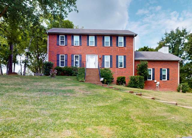 Property at 2027 Hunters Pl, Mount Juliet, TN 37122, 3 beds, 2.5 baths