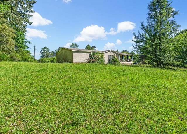 Property at 4915 Clifford Rd, Luray, TN 38352, 3 beds, 2 baths