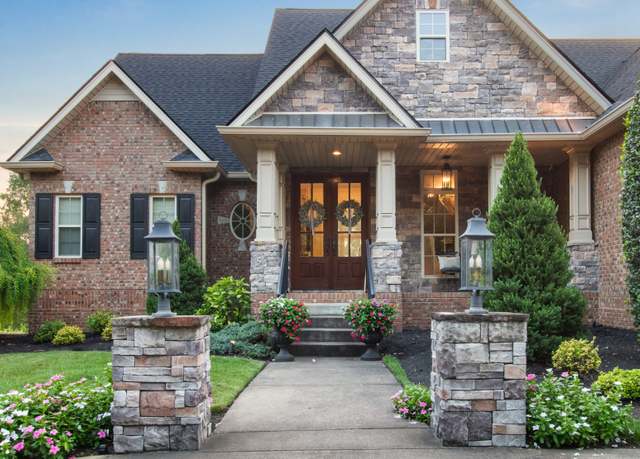 Property at 569 Pond Apple Rd, Clarksville, TN 37043, 4 beds, 4.5 baths