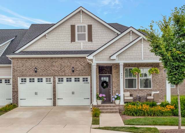 Property at 493 Golden Meadow Ln, Hendersonville, TN 37075, 2 beds, 2 baths
