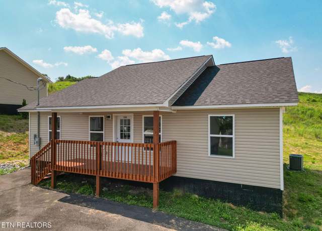 Property at 3288 Parker Blvd, Kodak, TN 37764, 3 beds, 2 baths