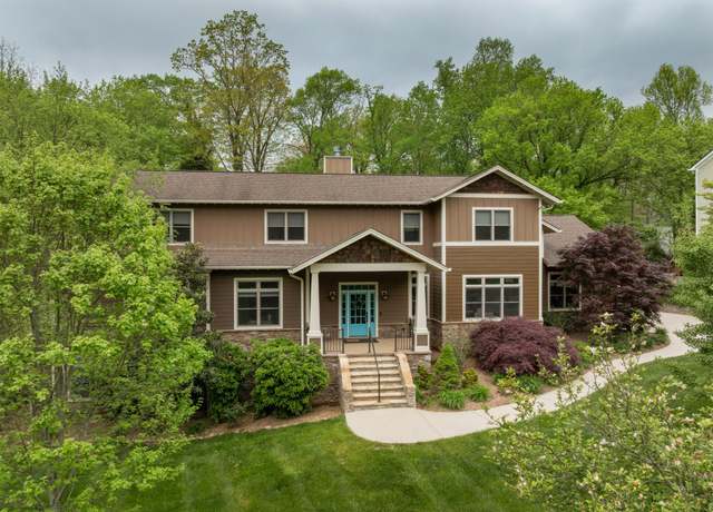 Property at 714 Berry Spring Path, Signal Mountain, TN 37377, 5 beds, 5 baths
