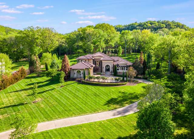 Property at 947 Tyne Blvd, Nashville, TN 37220, 5 beds, 6 baths