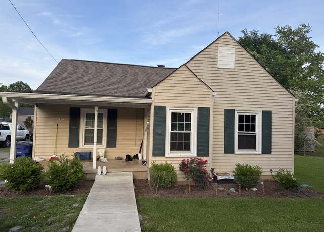 Property at 116 Locust St, Shelbyville, TN 37160, 2 beds, 1 bath