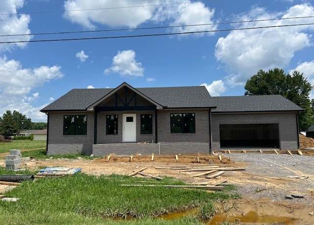 Property at 269 Dogwood Cir, Smithville, TN 37166, 2 beds, 2 baths
