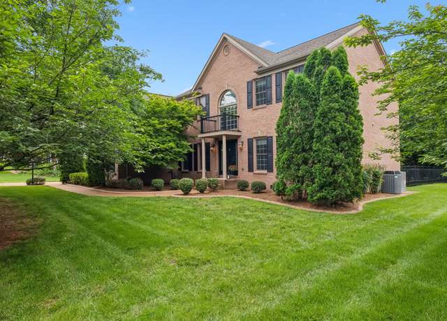Property at 625 Ploughmans Bend Dr, Franklin, TN 37064, 4 beds, 3 baths