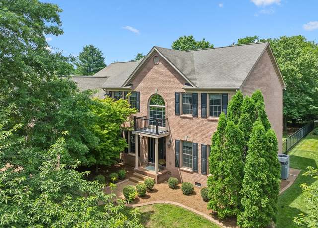Property at 625 Ploughmans Bend Dr, Franklin, TN 37064, 4 beds, 3 baths