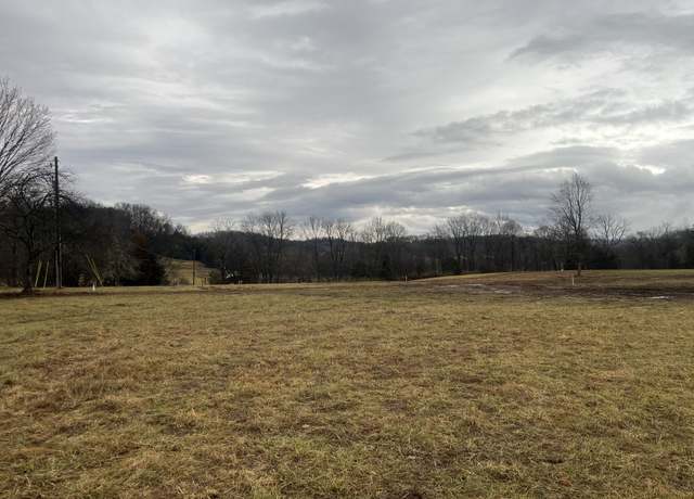 Property at 675 Harvey Pvt Ln, Cottontown, TN 37048