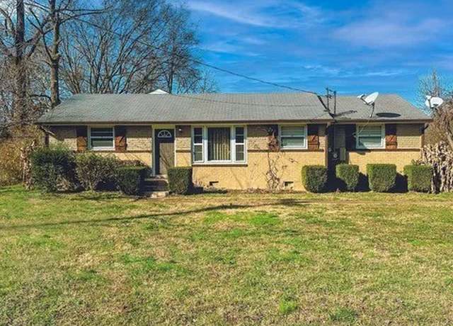 Property at 340 Foxglove Dr, Nashville, TN 37211, 5 beds, 3 baths