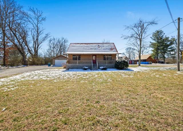 Property at 7840 Nashville Hwy, Baxter, TN 38544, 3 beds, 2 baths