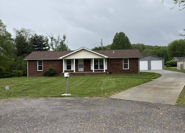 Property at 1400 Dogwood Ln, Lafayette, TN 37083, 3 beds, 2.5 baths