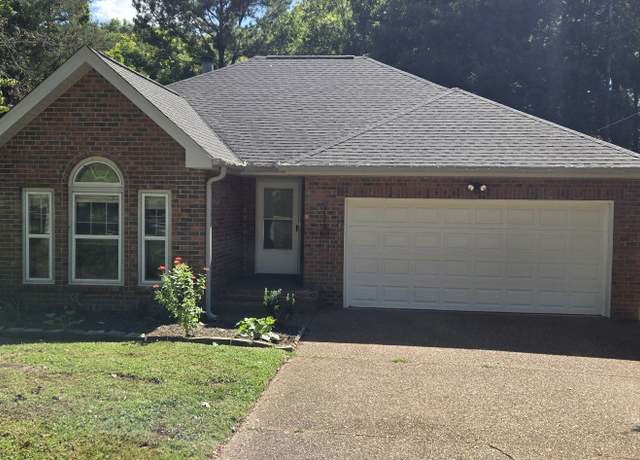 Property at 933 Norwalk Dr, Nashville, TN 37214, 3 beds, 2 baths