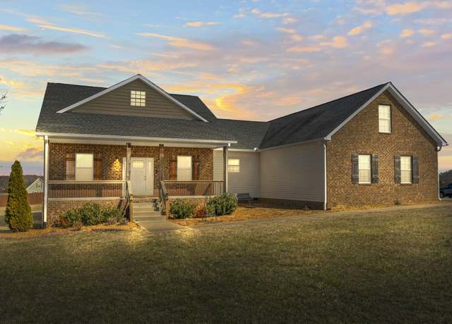 Property at 1031 Leaf Ln, Ashland City, TN 37015, 3 beds, 2 baths