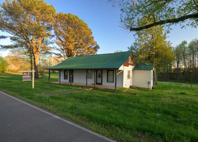 Property at 849 Jack Porter Rd, Lafayette, TN 37083, 2 beds, 1 bath