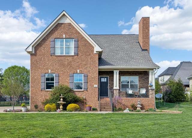 Property at 5017 Republic Ave, Murfreesboro, TN 37129, 3 beds, 2.5 baths