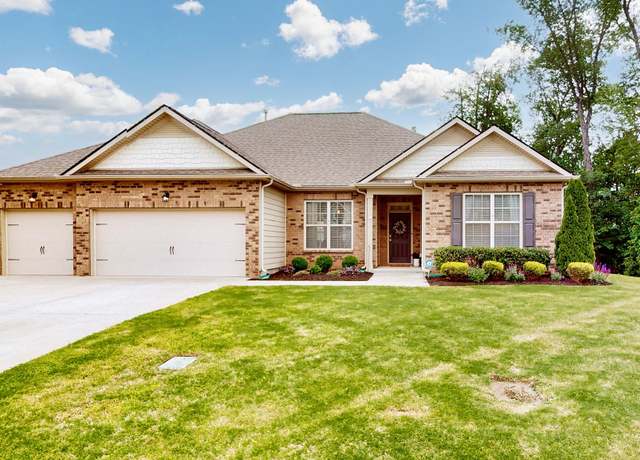 Property at 6614 Floral Ct, Murfreesboro, TN 37128, 4 beds, 2 baths