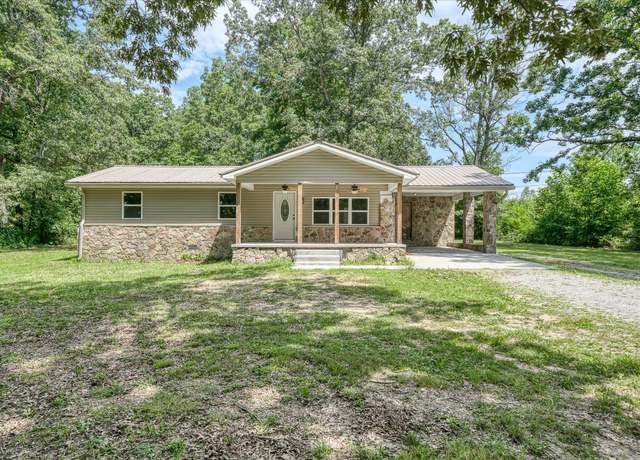 Property at 88 Sullivan Dr, Crossville, TN 38555, 3 beds, 1.5 baths