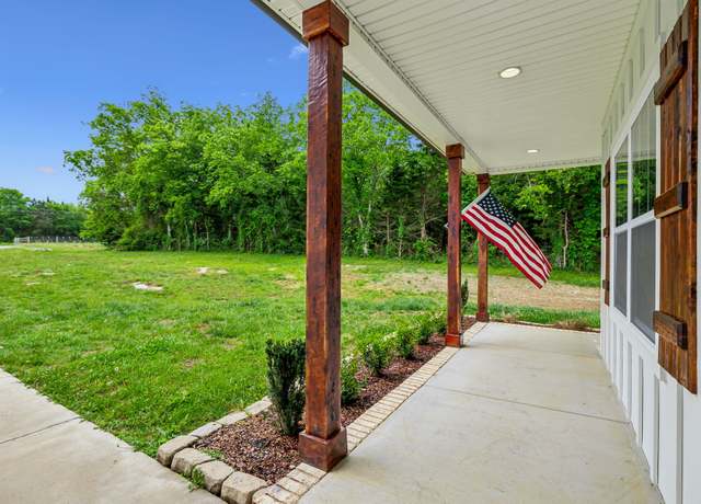 Property at 7575 Carthage Hwy, Lebanon, TN 37087, 4 beds, 3 baths