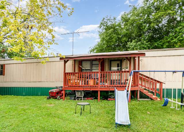 Property at 140 Plantation Dr, La Vergne, TN 37086, 3 beds, 2 baths