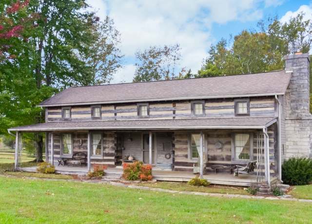 Property at 1926 Oak Plains Rd, Ashland City, TN 37015, 3 beds, 2 baths