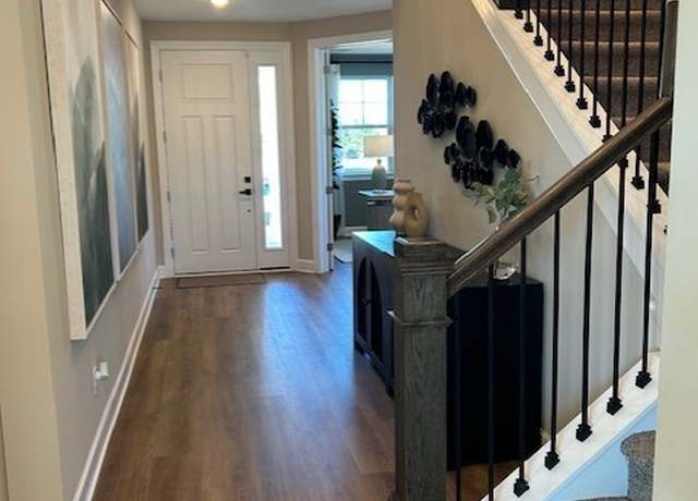 Property at 131 West Cassa Way, Mount Juliet, TN 37122, 4 beds, 3.5 baths