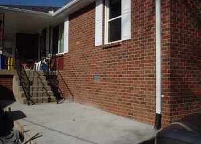 Property at 708 S 14th St, Nashville, TN 37206, 4 beds, 2 baths