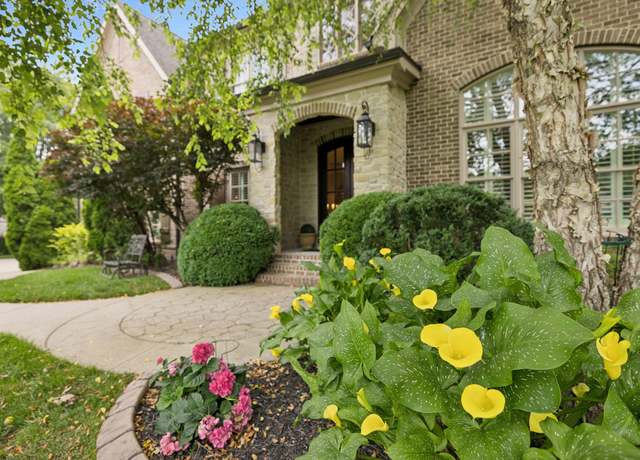 Property at 2433 Durham Manor Dr, Franklin, TN 37064, 4 beds, 5 baths
