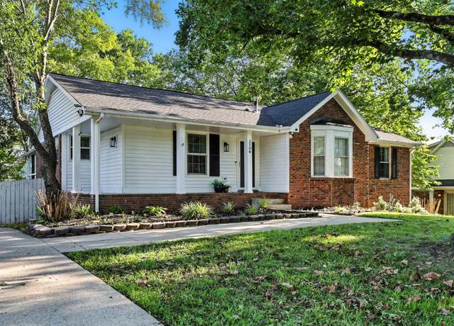 Property at 3106 Westchester Dr, Clarksville, TN 37043, 4 beds, 3 baths