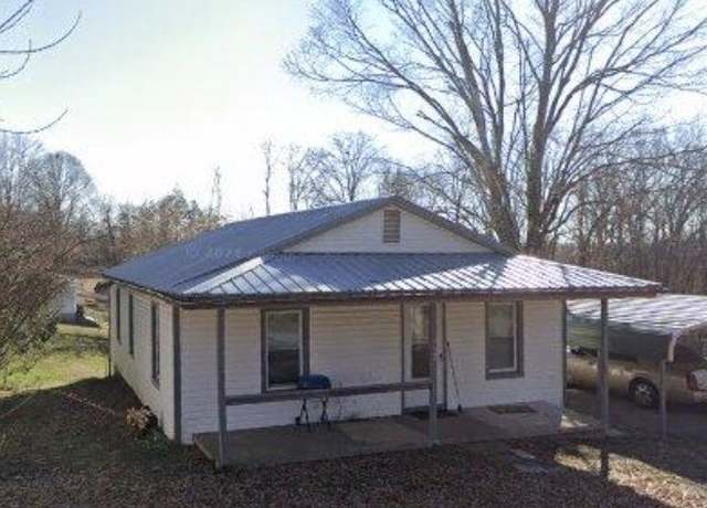 Property at 162 Church Dr, Lenoir City, TN 37771, 2 beds, 1 bath