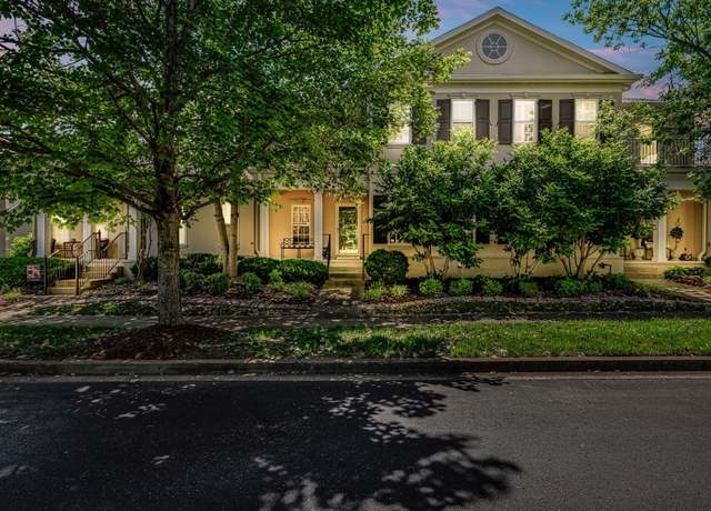 Property at 1552 Charleston Blvd, Murfreesboro, TN 37130, 3 beds, 2.5 baths