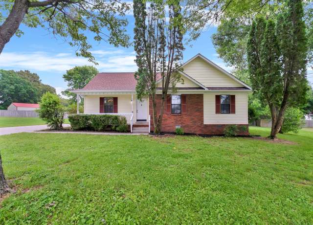 Property at 6109 Ebenezer Rd, Greenbrier, TN 37073, 3 beds, 2 baths