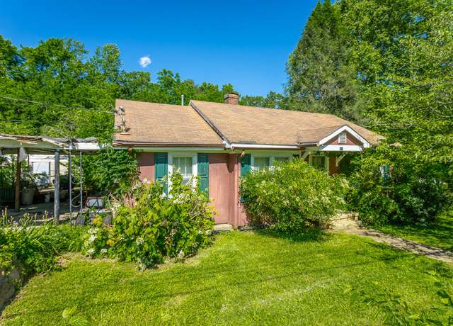 Property at 119 Westbrook Ave, Soddy Daisy, TN 37379, 2 beds, 1 bath