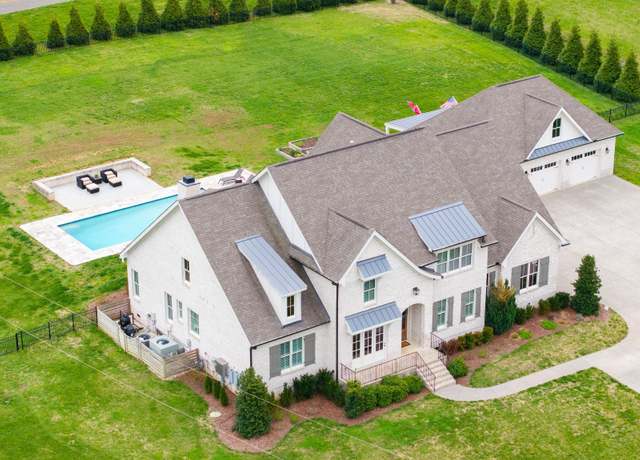 Property at 6211 Temple Rd, Franklin, TN 37069, 5 beds, 6 baths