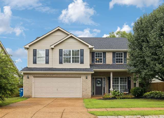 Property at 3232 Dark Woods Dr, Franklin, TN 37064, 3 beds, 2.5 baths