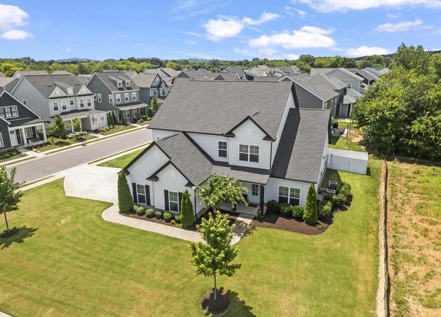 Property at 3219 Hopetown Way, Murfreesboro, TN 37129, 5 beds, 3.5 baths