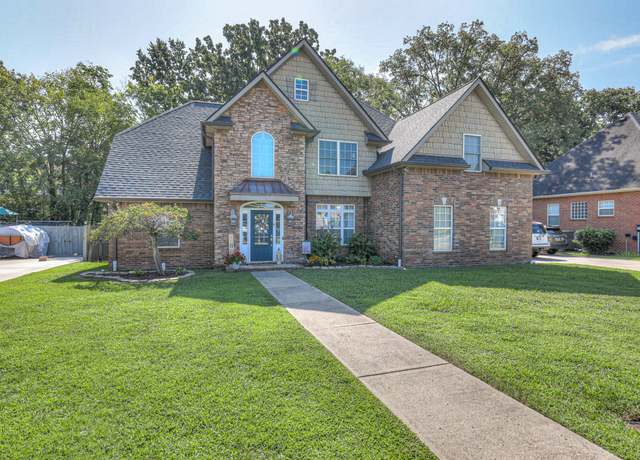 Property at 418 Foundry Cir, Murfreesboro, TN 37128, 5 beds, 4 baths