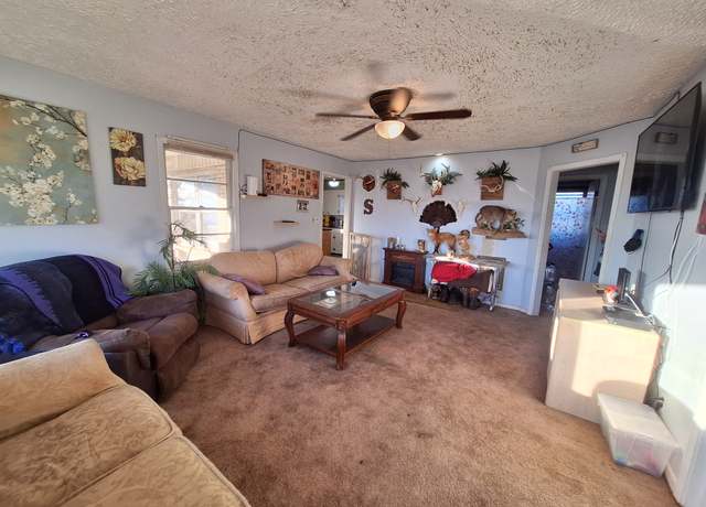 Property at 3740 Waynesboro Hwy, Lawrenceburg, TN 38464, 3 beds, 1 bath