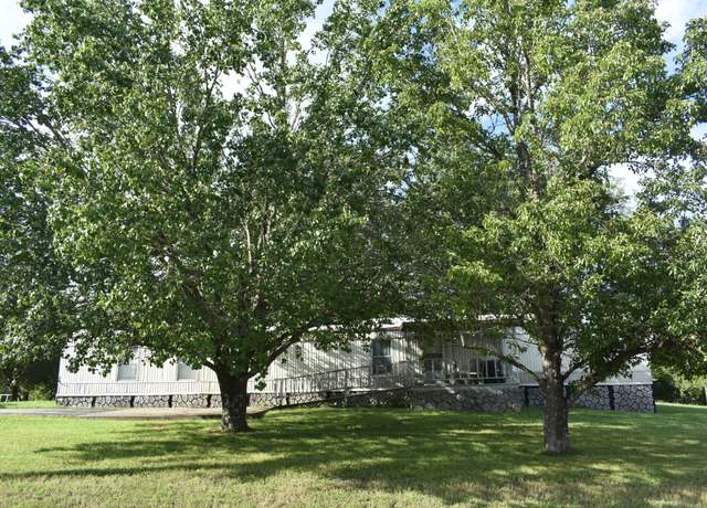 Property at 260 New Middleton Hwy, Gordonsville, TN 38563, 3 beds, 2 baths