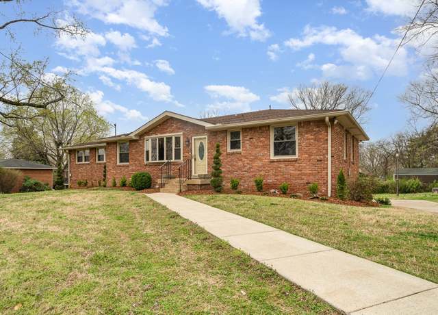 Property at 905 Crownhill Dr, Nashville, TN 37217, 3 beds, 2 baths