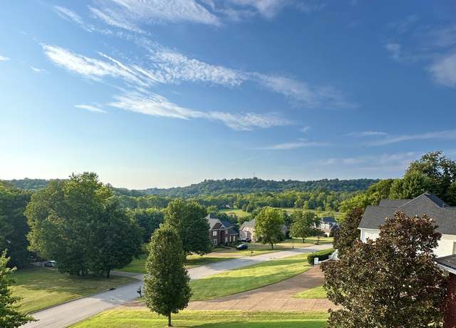 Property at 2971 Mclemore Cir, Franklin, TN 37064, 4 beds, 4.5 baths