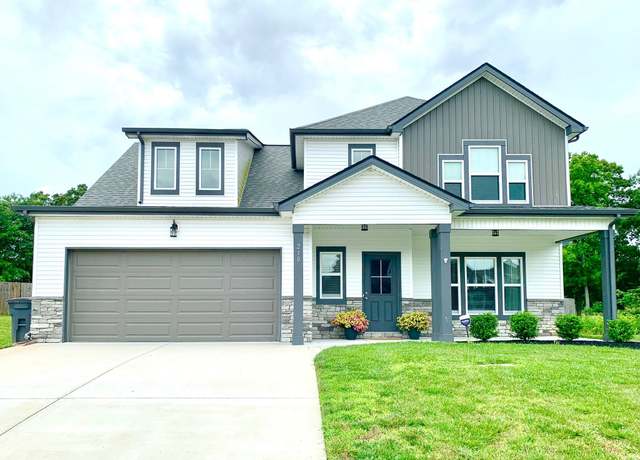 Property at 210 Crusaw Dr, Clarksville, TN 37043, 4 beds, 2.5 baths