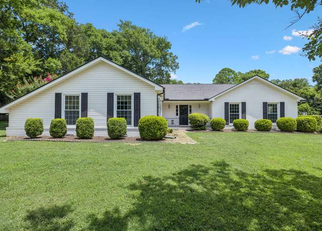 Property at 1103 Virginia Ave, Murfreesboro, TN 37130, 3 beds, 2 baths